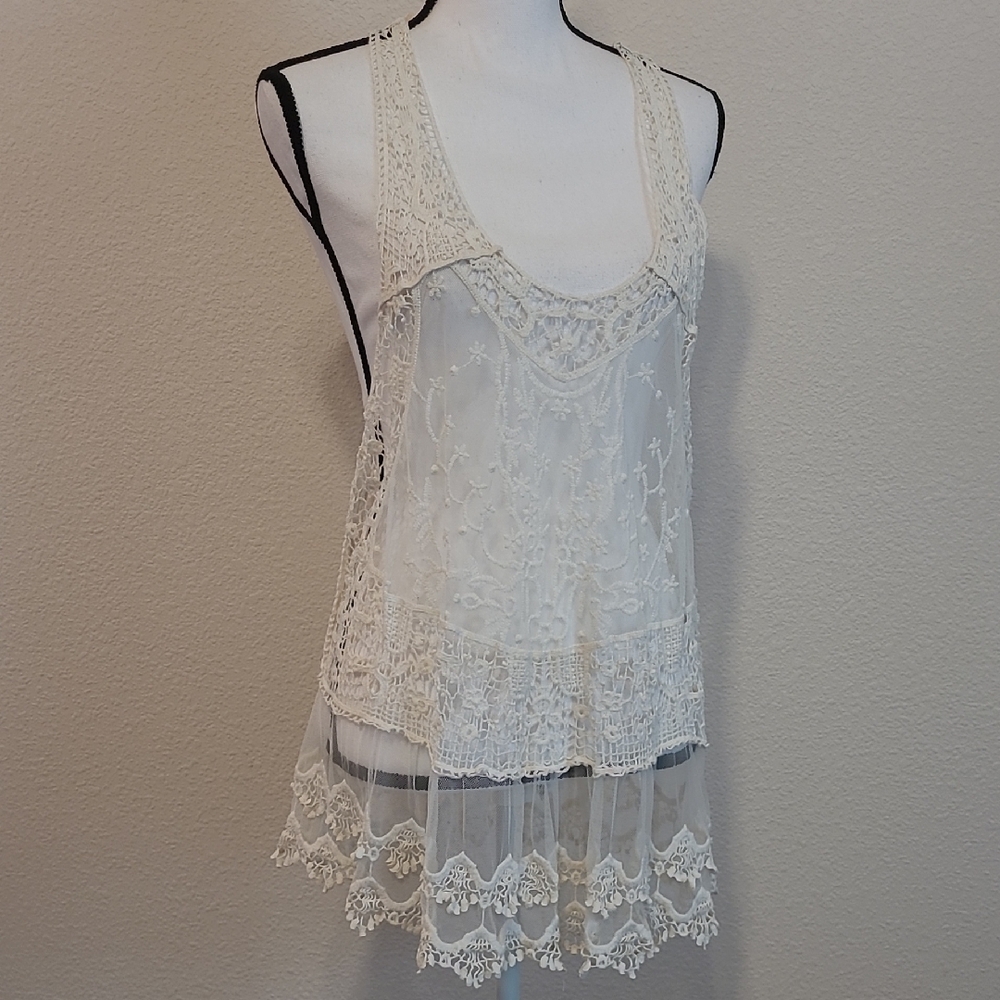 Cream Lace Women’s Top M